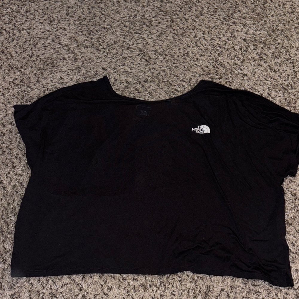 The North Face Women's Black Crop Top